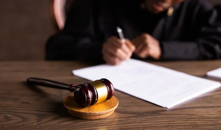 Registering a court case in Dubai
